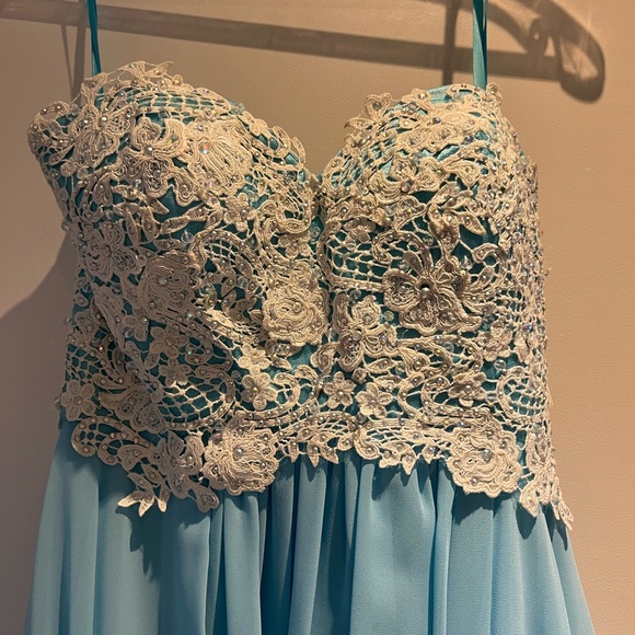 Strapless Prom Dress - Picture 2 of 5